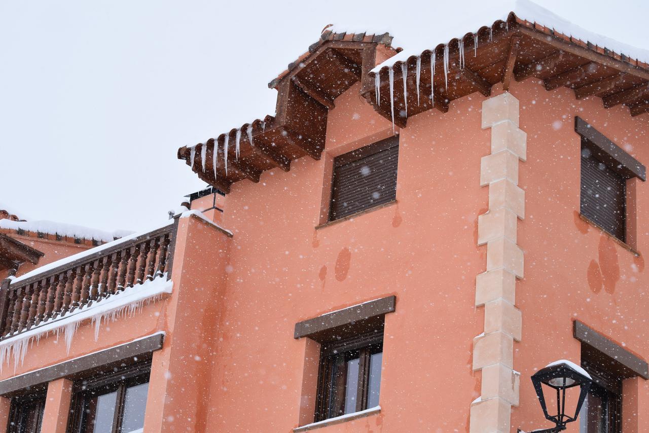 El Castillo De Celia Cubla Exterior photo